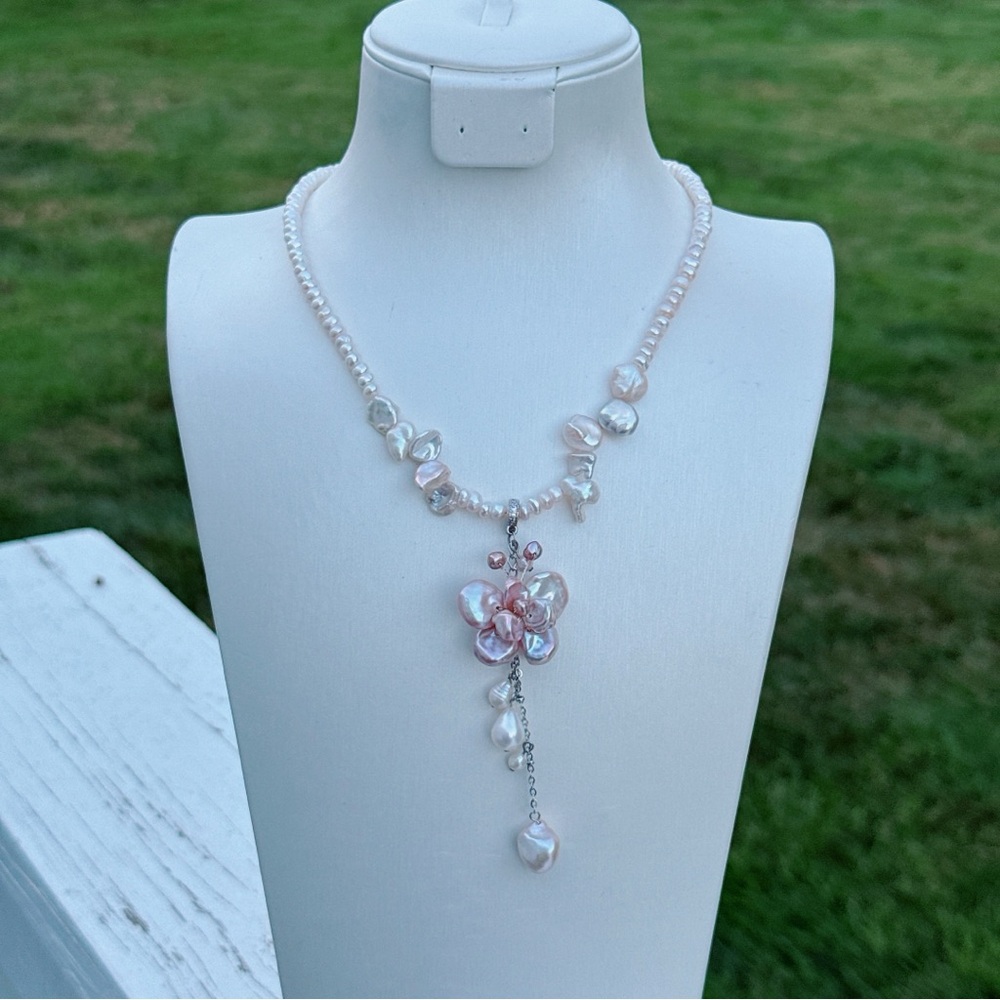 X641 Handmade Freshwater Baroque Pearl Necklace / Detachable Butterfly Pendant